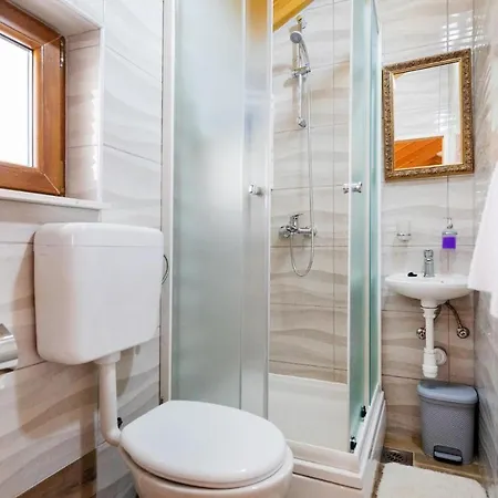 Holiday home Stunning In With Wifi