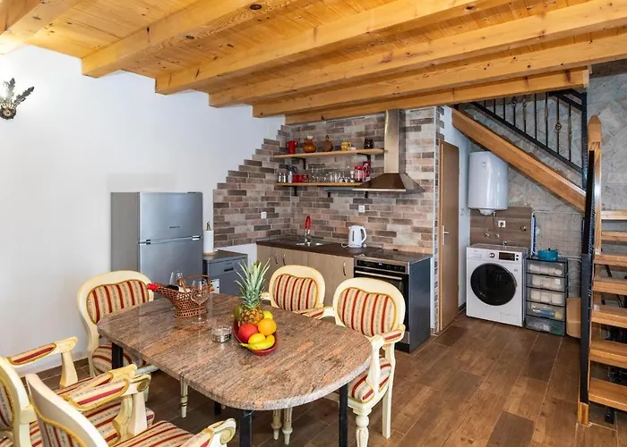 Casa de Férias Stunning In With Wifi Mliniste