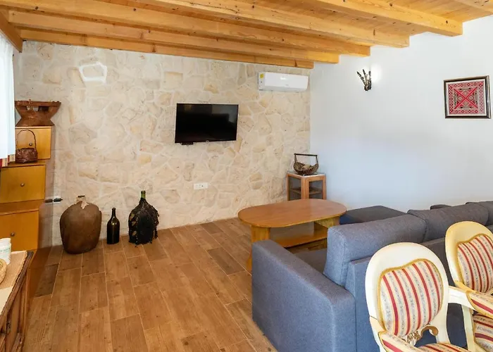 Stunning In With Wifi * Mliniste